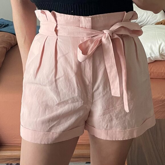 Club Monaco Pants - Club Monaco - paper bag shorts with front tie (Linen)